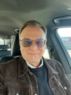 Jarek Fijalkowski - Coach - Thérapeute - Hypnothérapeute - Marcinelle jarek Fijalkowski coach therapeute hypnotherapeute marcinelle